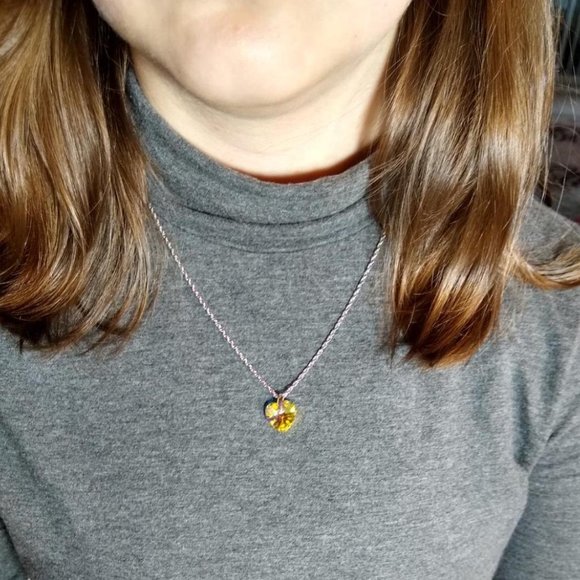 Heart Necklace Made With Swarovski Amber Crystals Sterling Silver Overlay NEW - Picture 4 of 4